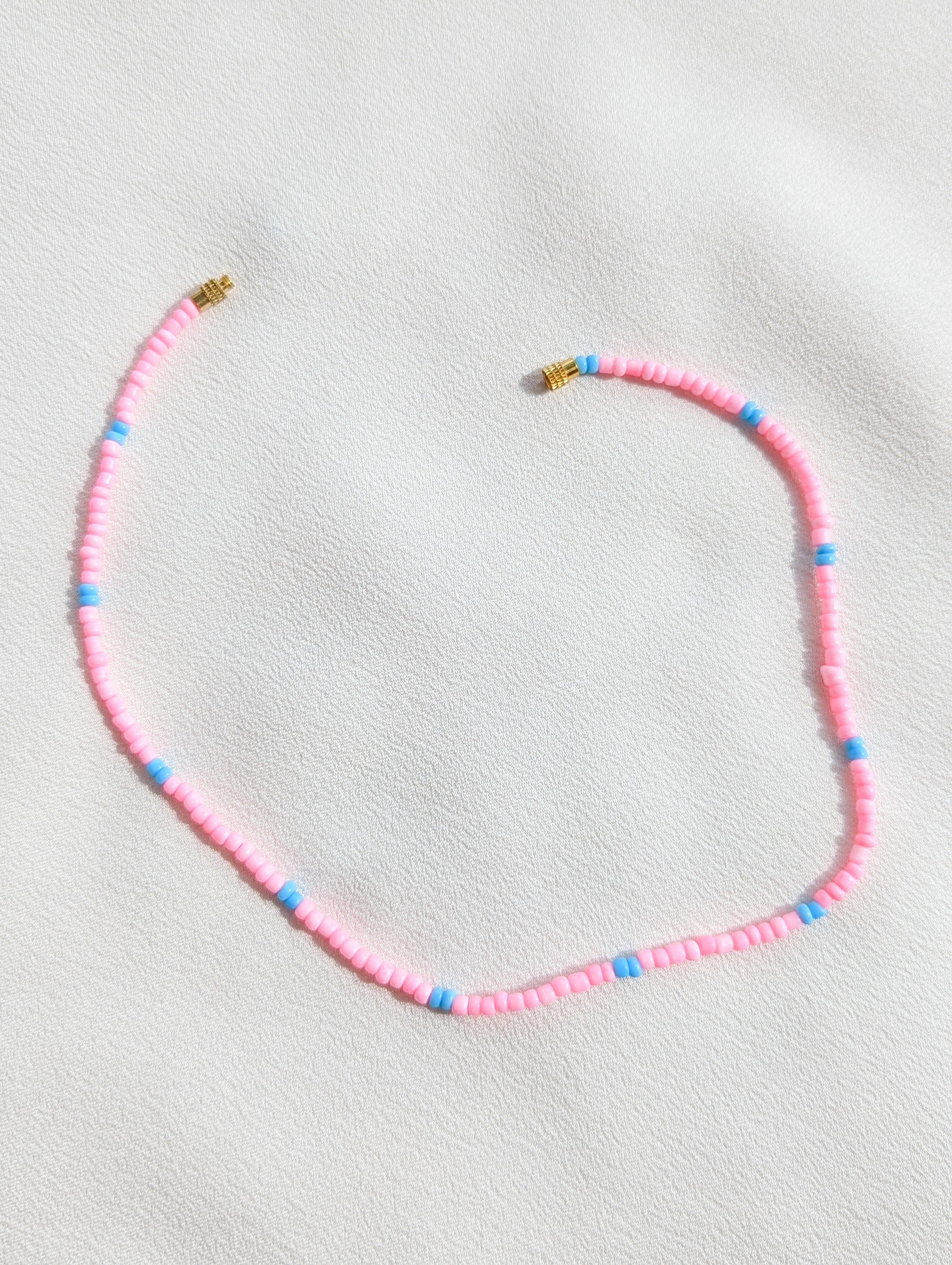 [THE ELEVEN] Necklace: Pink/Blue [Small Beads]