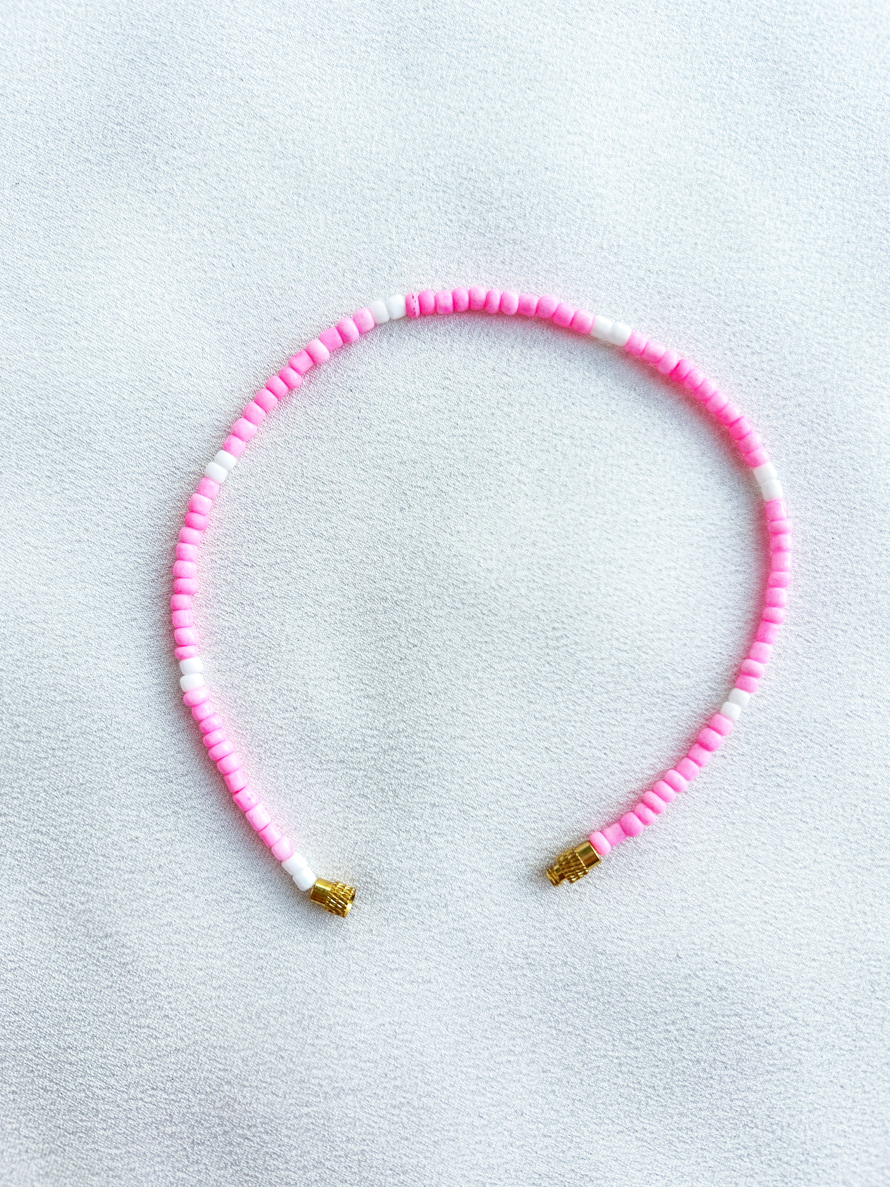 [THE ELEVEN] Anklet/Bracelet: Pink/White [Small Beads]