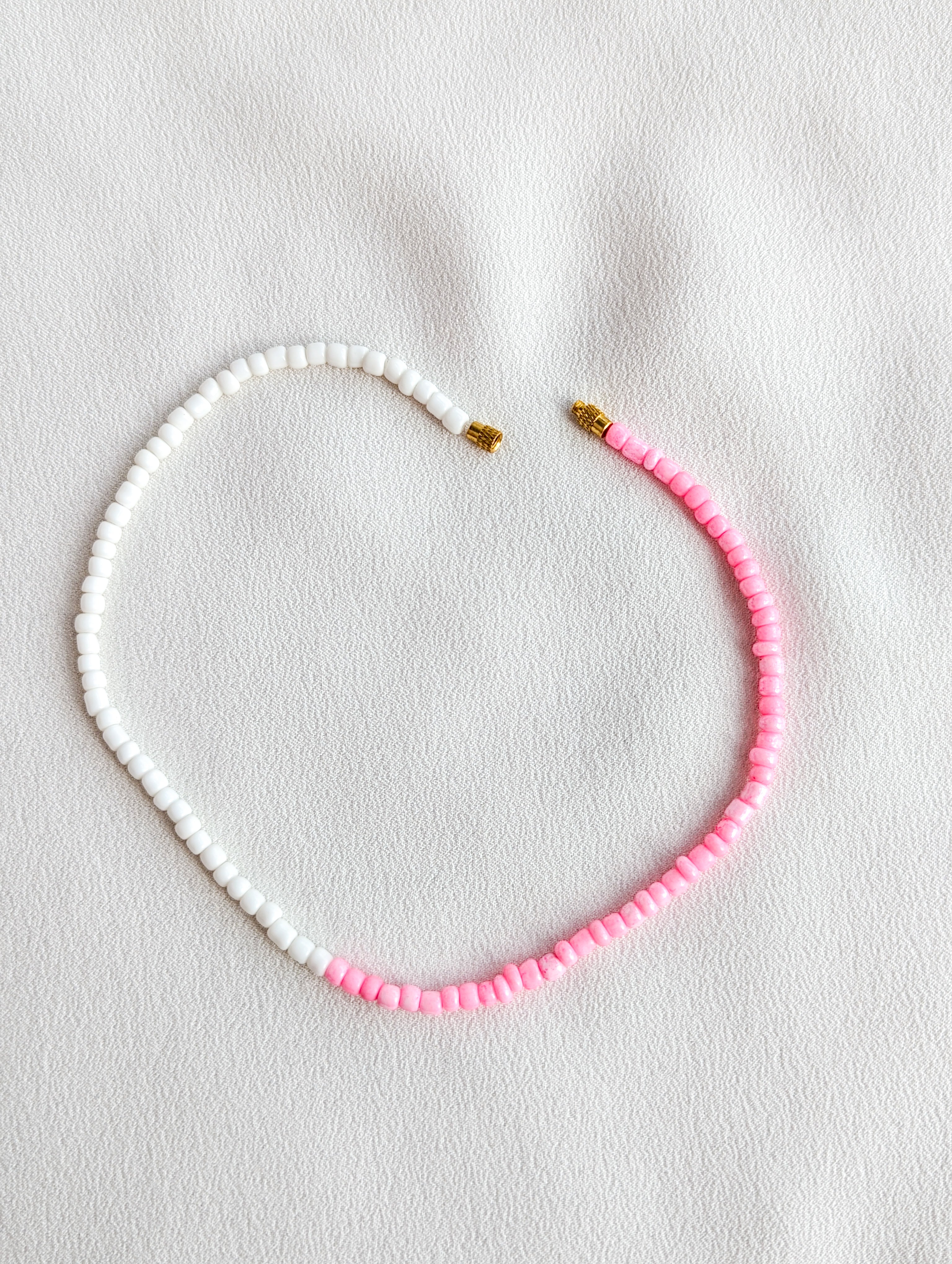 [THE FIFTY] Necklace: Pink/White [Large Beads]